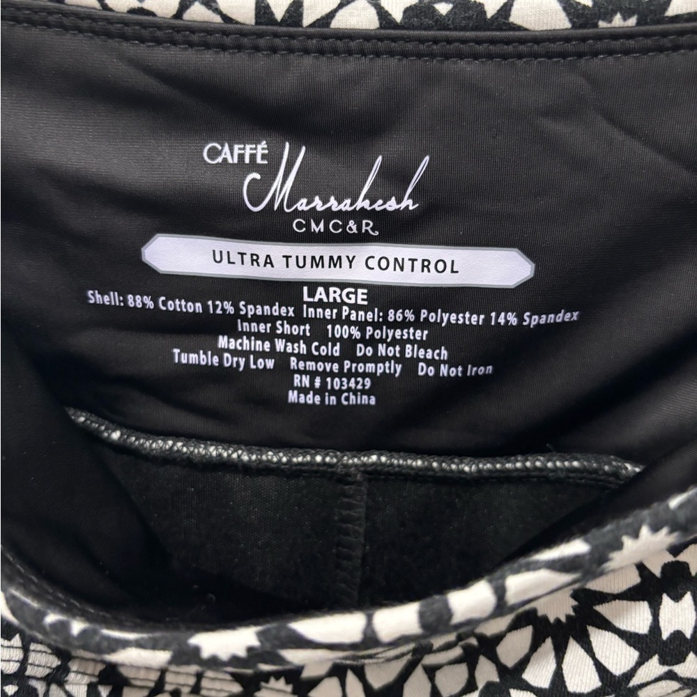 Caffe Marrakesh Stylish Black and White Patterned Mini Skirt Size Large - Picture 3 of 3
